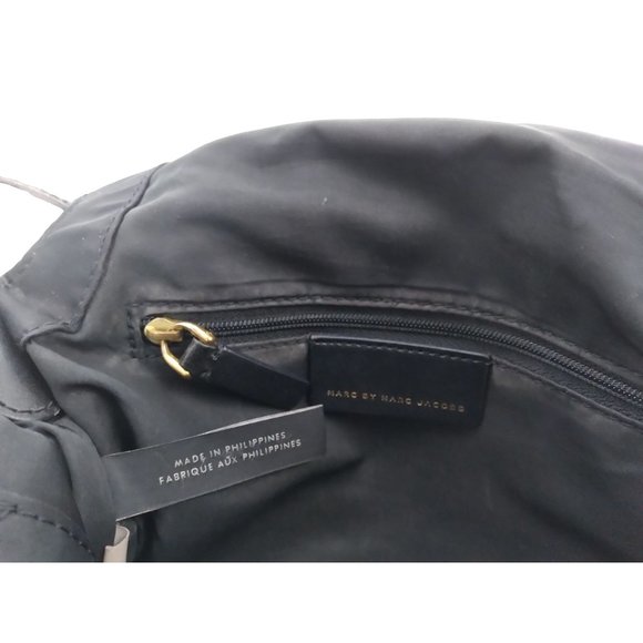 MARC by MARC JACOBS Black Crossbody Fold Over gold hardware crossbody Purse - Picture 7 of 11
